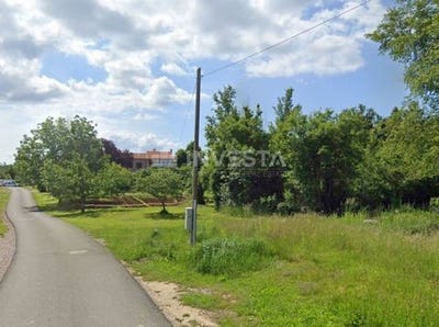 /international/hr/buzet-istria-county-120097652086/
