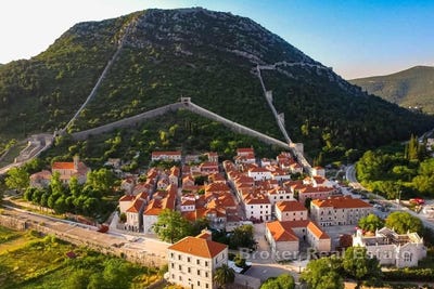 /international/hr/kuna-peljeka-dubrovnik-neretva-county-310107218744/