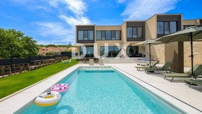 /international/hr/rovinj-istria-county-310101378349/