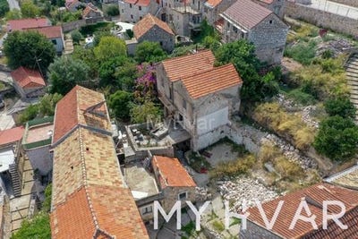 /international/hr/stari-grad-split-dalmatia-county-120092200628/