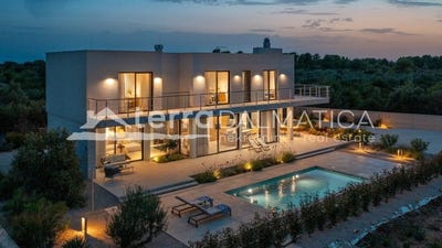 /international/hr/gornje-selo-gornje-selo-split-dalmatia-county-310108456528/