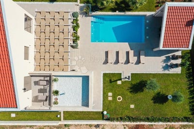 /international/hr/nin-zadar-county-310100823527/