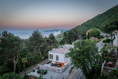 /international/hr/moscenicka-draga-primorje-gorski-kotar-county-120097025364/