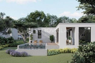 /international/hr/pazin-istria-county-310106286850/