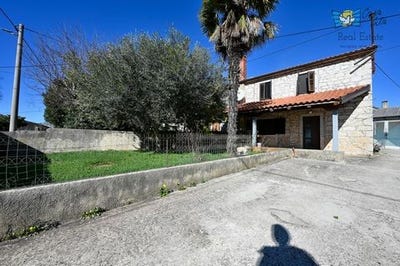 /international/hr/novigrad-istria-county-310106267855/