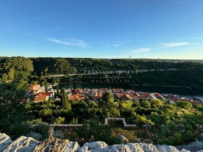 /international/hr/novigrad-istria-county-120093301635/