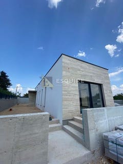 /international/hr/zemunik-donji-zadar-county-310098765546/