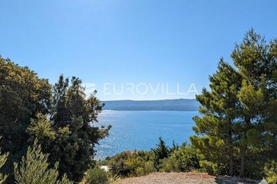 /international/hr/omis-split-dalmatia-county-310109127076/