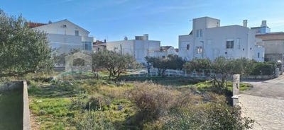 /international/hr/vodice-sibenska-ulica-120096086708/