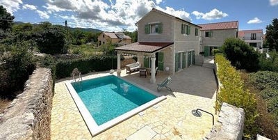 /international/hr/hvar-split-dalmatia-county-120096665591/