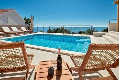 /international/hr/hvar-split-dalmatia-county-310100830581/