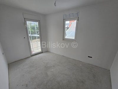 /international/hr/kastel-luksic-split-dalmatia-county-310106631913/