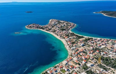 /international/hr/sevid-split-dalmatia-county-310098115707/