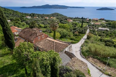 /international/hr/dubrovnik-dubrovnik-neretva-county-310107792988/