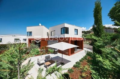 /international/hr/porec-istria-county-310100114187/