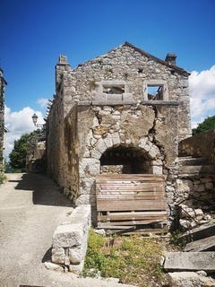 /international/hr/pican-istria-county-310105348058/