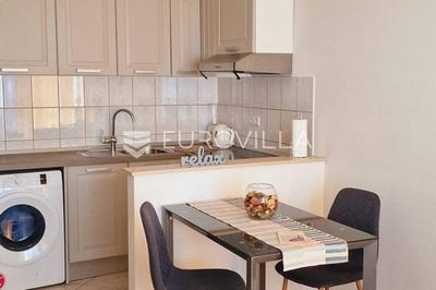 /international/hr/split-split-dalmatia-county-310104802078/