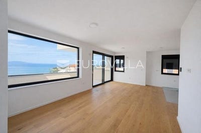 /international/hr/senj-lika-senj-county-310107374970/