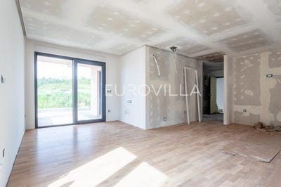 /international/hr/split-split-dalmatia-county-120085895217/