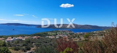 /international/hr/trogir-split-dalmatia-county-120093505293/