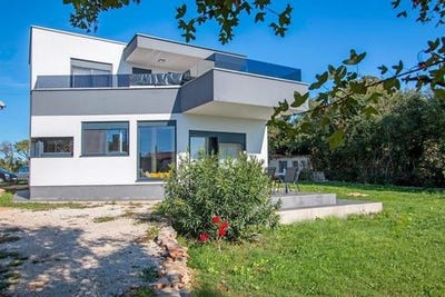 /international/hr/pula-istria-county-310107649697/