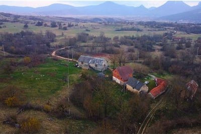 /international/hr/udbina-lika-senj-county-310107497338/