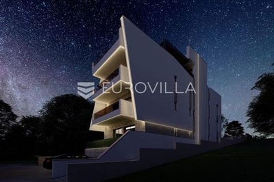 /international/hr/zadar-zadar-county-310105518136/