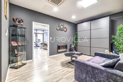 /international/hr/zabok-krapina-zagorje-county-310105302164/