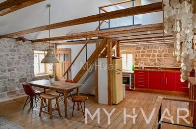 /international/hr/stari-grad-split-dalmatia-county-310101390410/