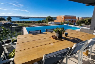 /international/hr/medulin-istria-county-310109175698/