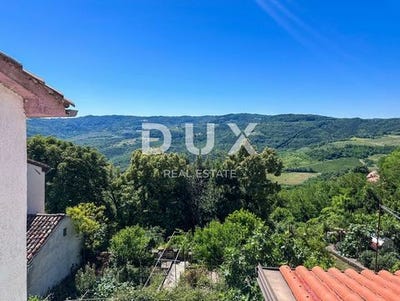 /international/hr/motovun-istria-county-310100661426/