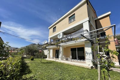 /international/hr/solin-split-dalmatia-county-310107219389/
