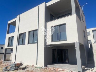 /international/hr/vodice-istria-county-310108008742/
