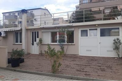 /international/hr/novalja-lika-senj-county-310100638663/