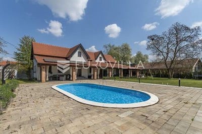 /international/hr/varazdin-varazdin-county-310107447447/