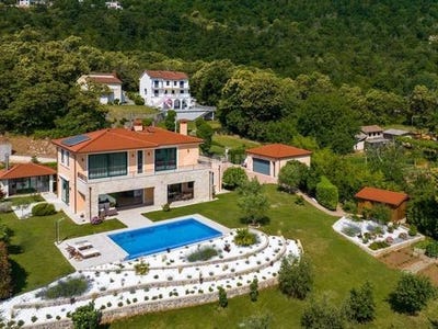 /international/hr/lovran-primorje-gorski-kotar-county-120094019436/