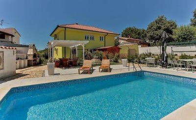 /international/hr/pula-istria-county-120094749487/