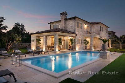 /international/hr/rovinj-istria-county-310107219496/
