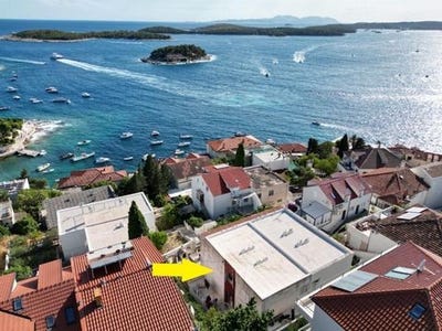 /international/hr/hvar-split-dalmatia-county-310101691599/
