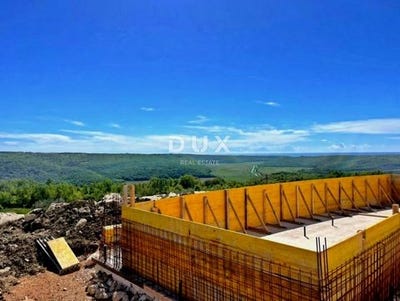 /international/hr/buje-istria-county-310107564345/