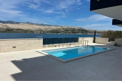 /international/hr/pag-lika-senj-county-310108289668/