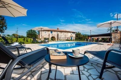 /international/hr/labin-istria-county-120092394591/