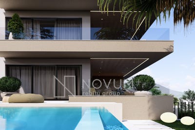 /international/hr/dugi-rat-split-dalmatia-county-310107521367/