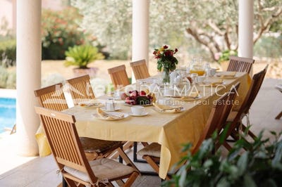 /international/hr/zadar-zadar-county-310108089156/