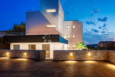 /international/hr/rab-rab-primorje-gorski-kotar-county-310097950195/