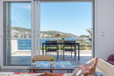 /international/hr/iovo-split-dalmatia-county-310107218801/