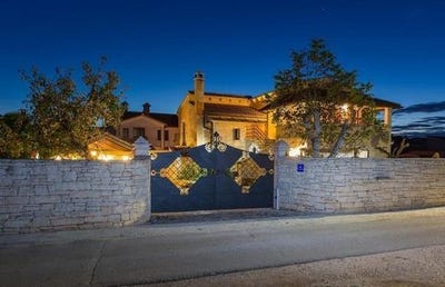 /international/hr/porec-istria-county-120090896990/