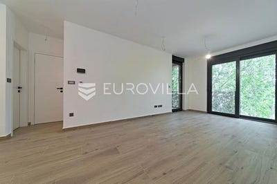 /international/hr/osijek-osijek-baranja-county-310108762743/