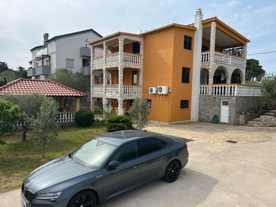 /international/hr/preko-zadar-county-310099057060/