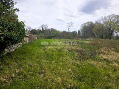 /international/hr/kanfanar-istria-county-310107066948/